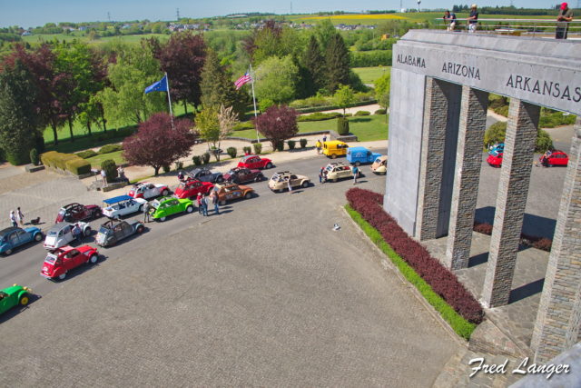 Le Mardasson à Bastogne durant les rencontres 2CV